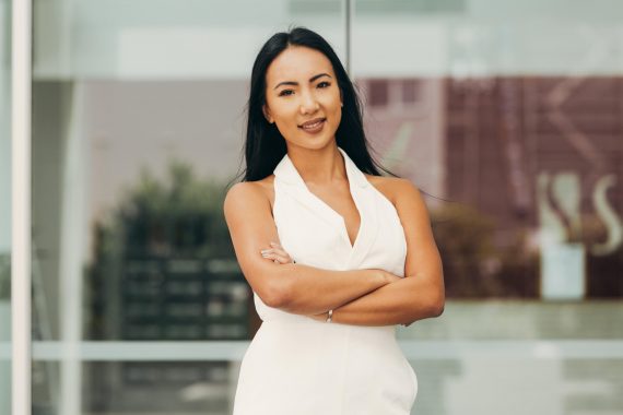 Iyia-Liu-How-to-Start-Run-and-Grow-an-E-commerce-Business-570×380