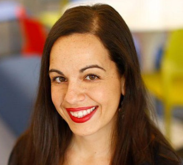 Tatiana Figueiredo – Build a community business