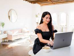 Christina Galbato – The Blogger Bootcamp