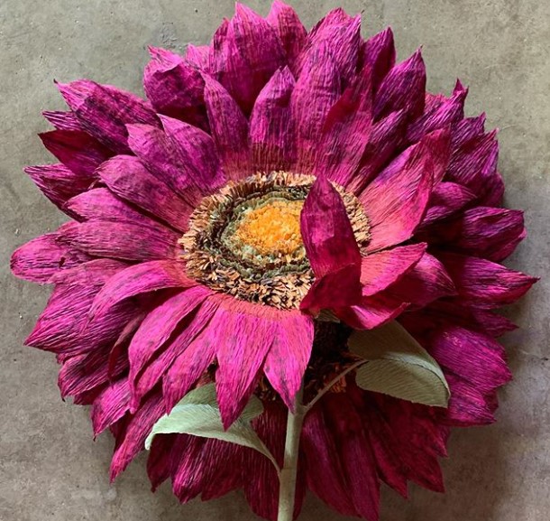 Amity Katharine Libby – Oversized Paper Sunflower