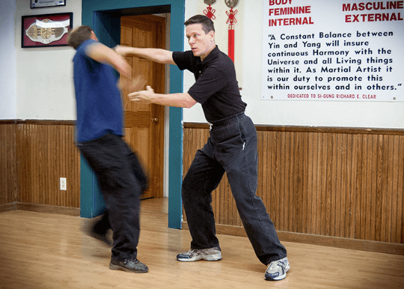 Richard Clear – Formless Fighting Course (3)